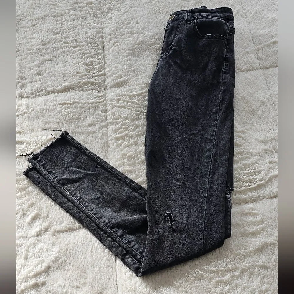 Classic Black Women's Distressed Jeans Size S